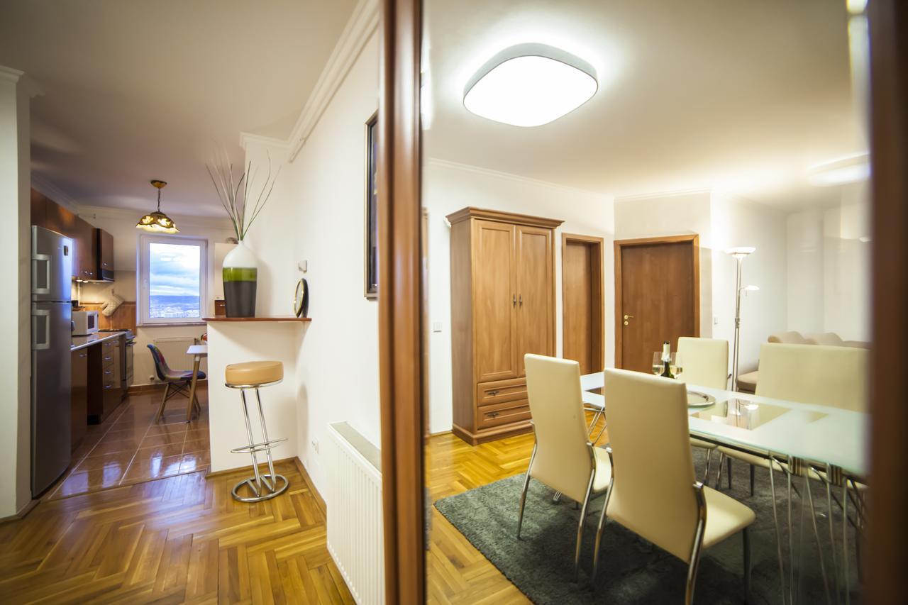 Business Class Apartment Cluj-Napoca Exterior foto
